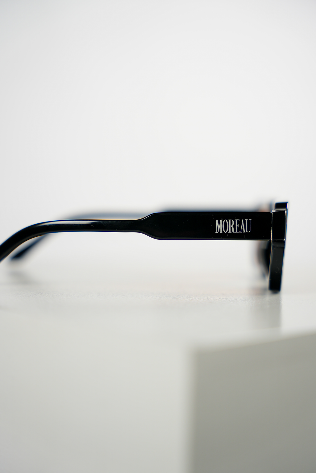 M Classic [BLACK/ORANGE]