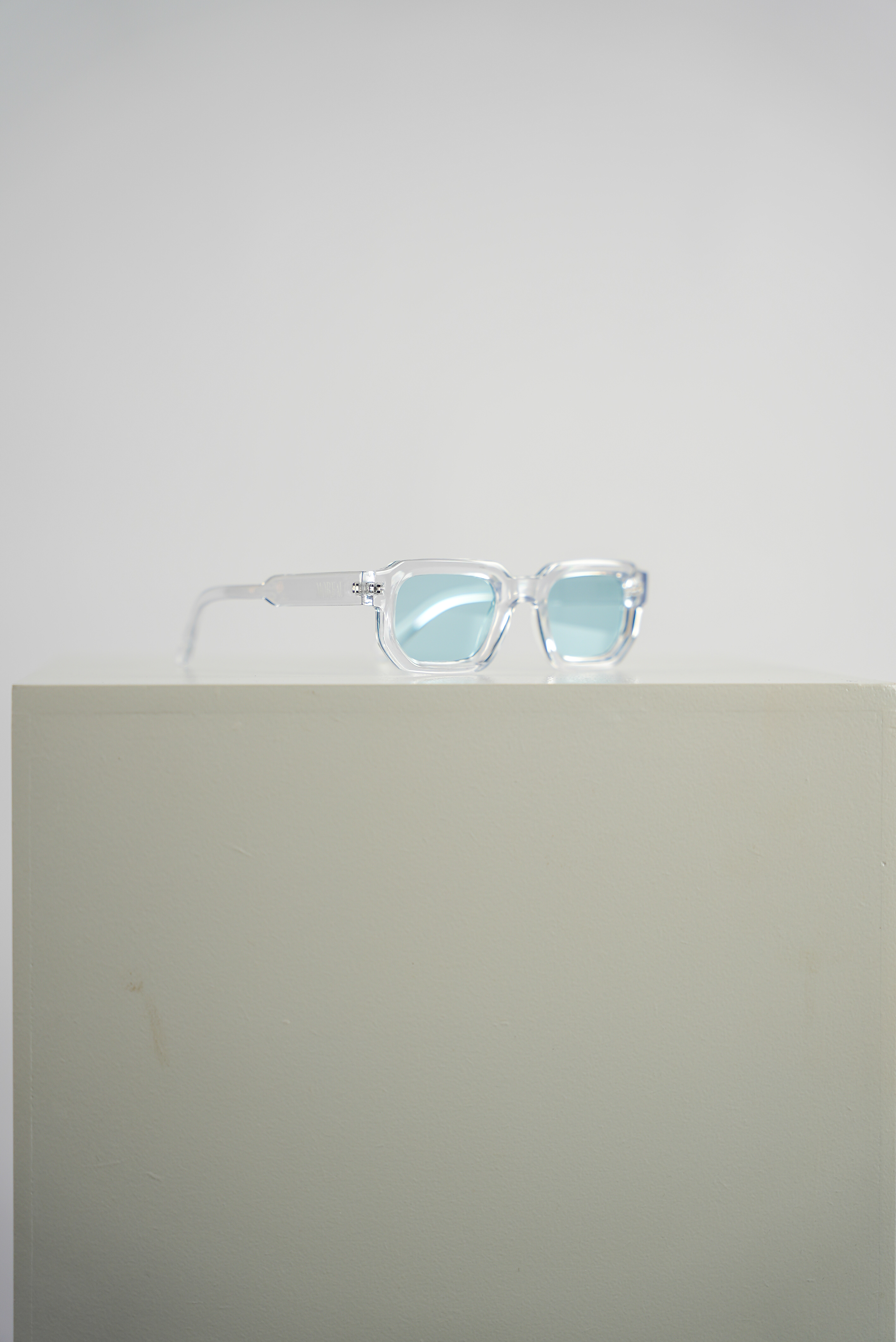 M Crystal Clear [BLUE]